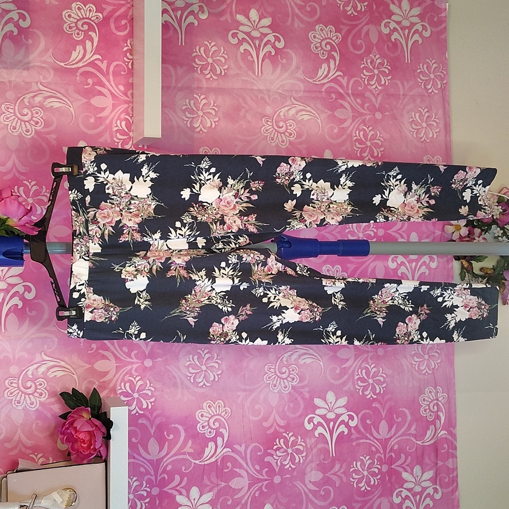 Falls Creek Floral Patterned Leggings